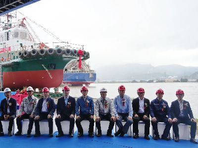 决战四季度丨东南造船福州港2940KW纯电池动力拖轮（DN645-1）顺利下水